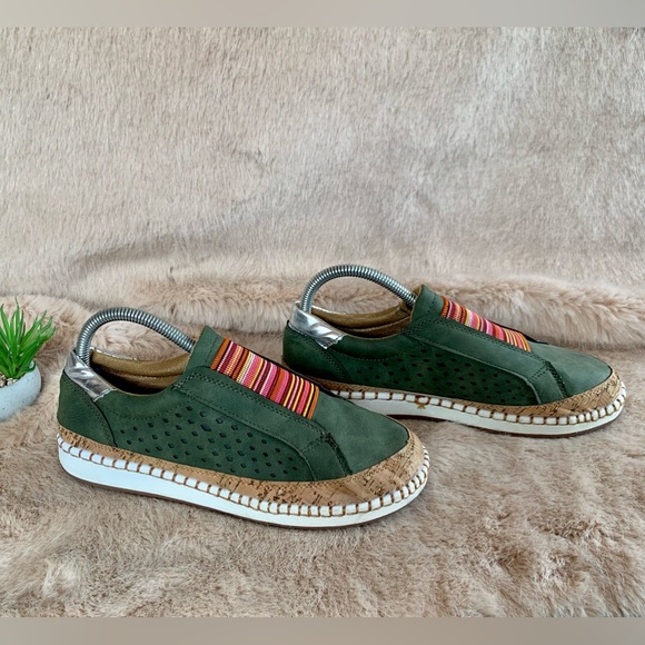 Womens Hollow design flat colour block slip on casual shoe - Picture 2 of 4